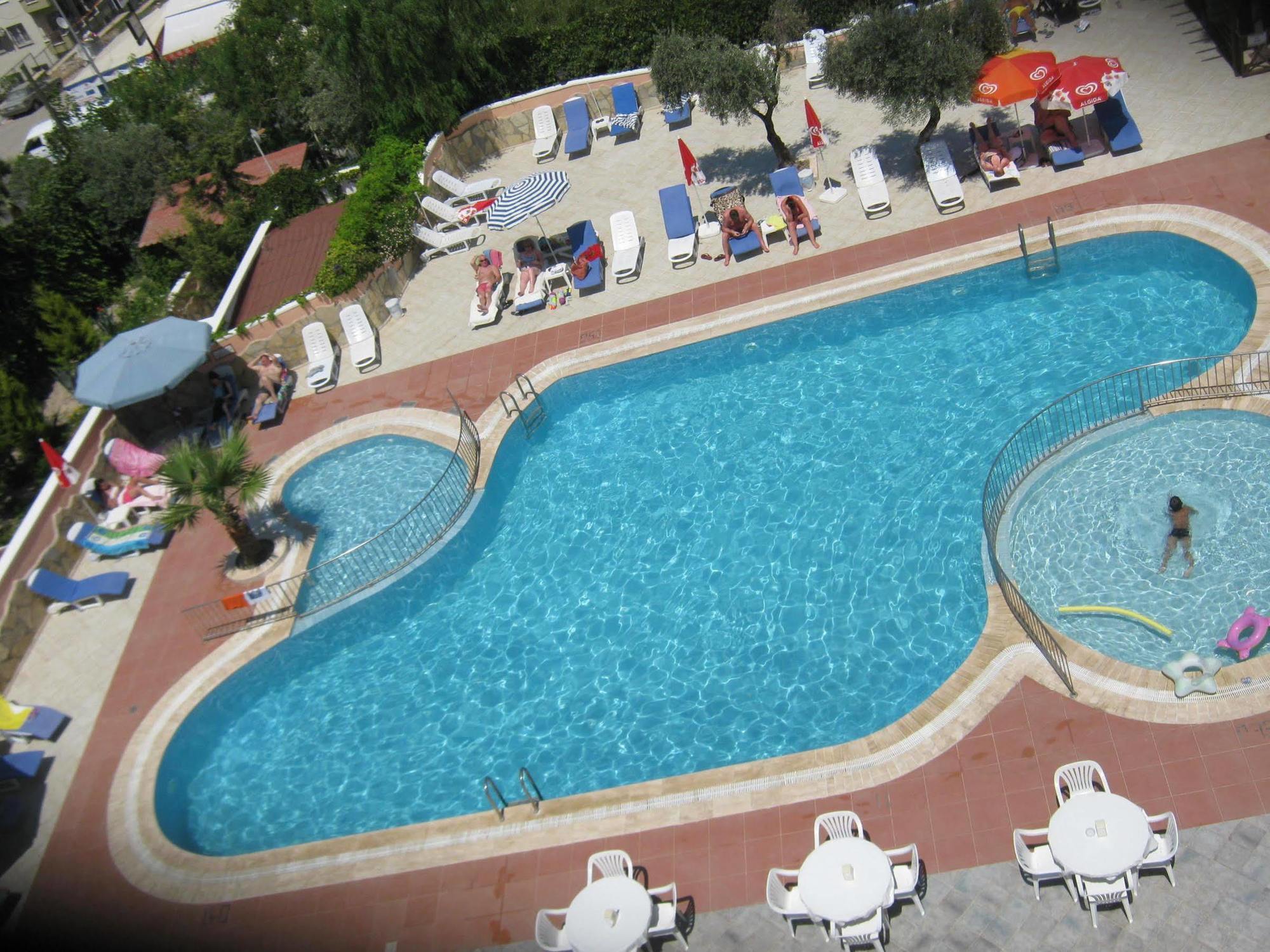 Oya Apartments Kuşadası Exterior photo